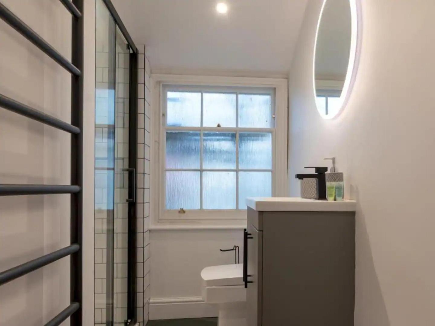 Pass The Keys Stylish Grade II Listed House Villa Cheltenham Luaran gambar